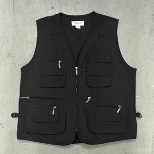 Black Men's Lightweight Outdoor Vest